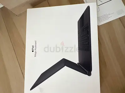 Apple iPad Magic Keyboard (for iPad) - Like new in box