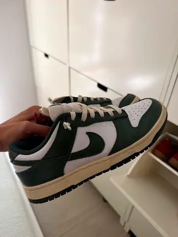 Nike Dunk Low Vintage Green