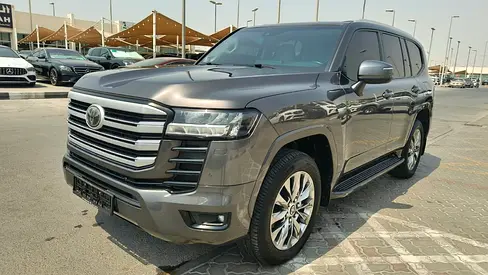 Toyota Land Cruiser GXR 2022 GCC Specs