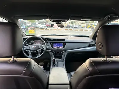 صورة 10 لـ 2022 Cadillac XT5