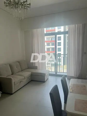 FULLY FURNISHED | COMMUNITY AND POOL VIEWS | HOUSEHOLD APPLIANCES