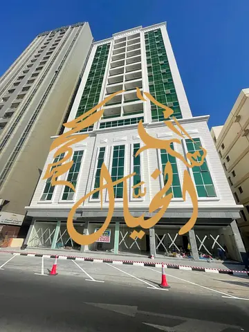 للإيجار عدد 4 محلات علي شارع رائيسي بموقع حيوي شارع الاستقلال