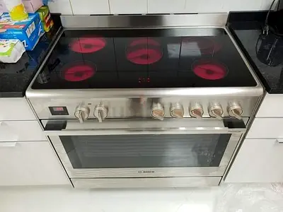 Bosch series 8 electric cooker 90 cm good condition for sale