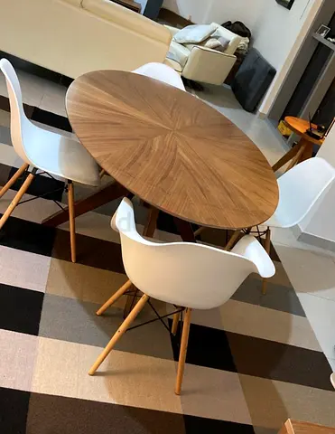 Wooden oval dining table with 4 modern white chairs - good condition