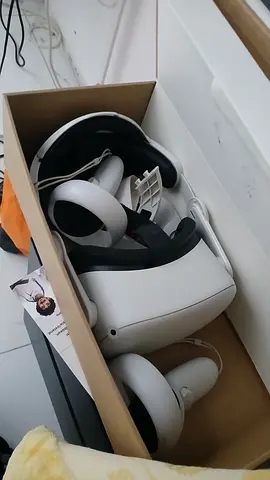 Meta Quest 2 + Improved headstrap