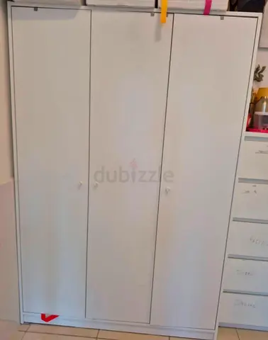 3 door wardrobe ready to be moved | دولاب 3 ابواب جاهز للنقل