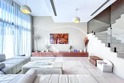 Beautifully upgraded |Vastu | Beside Pool and Park