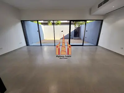 Luxurious 3-Bedroom Middle Villa + Maid’s Room | Spacious Backyard | Masaar