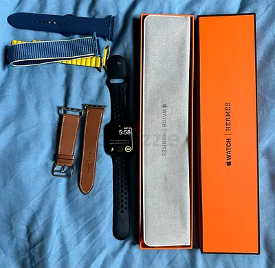 Apple Watch Series 8 - PERFECT condition