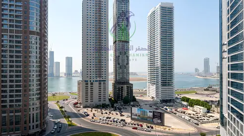 غرفتين وصالة للايجار في التعاون اطلالة بحرية بلكونة مساحات واسعة بول وجيم مجاني غرفة غسيل ودفعات مرنة