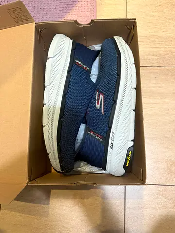 Skechers shoes size US 10