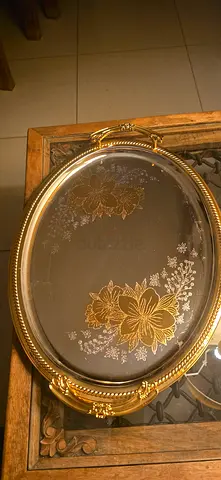 Ornate Gold Oval Mirrored Serving Tray with Handles (40cm / 16") – Etched Floral Design