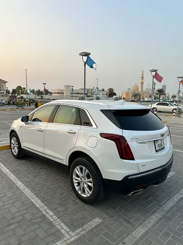صورة 11 لـ 2022 Cadillac XT5