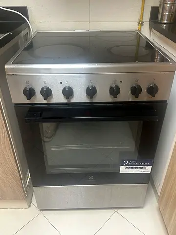 Induction cooktop for urgent sale!