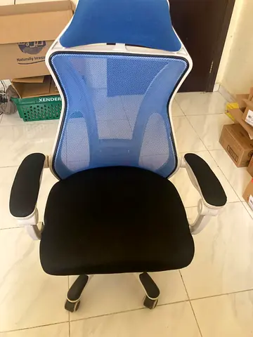 Ergonomic high black mesh office chair
