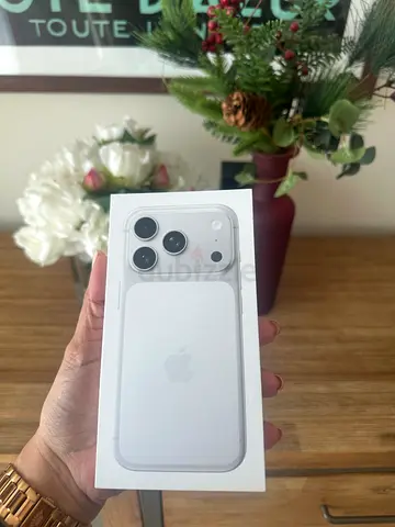IPhone 17 Pro, Silver, 256GB Unopened