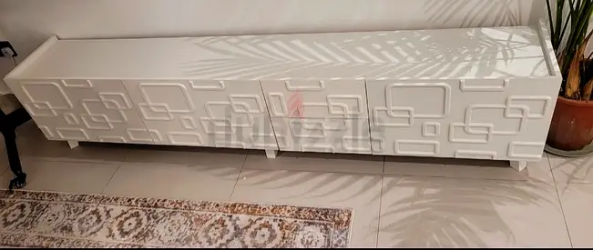Stylish and Modern 180 cm TV Cabinet in Sonama Oak Color