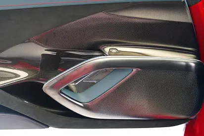 صورة 17 لـ 2025 Ferrari 12CILINDRI
