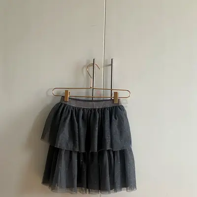 Girls gray layered tulle skirt with sparkle,size :9 -10 years old