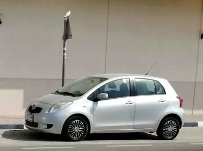 2007 Toyota YARIS — фото 2