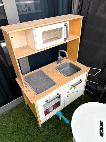 Wooden Play Kitchen Set with Stove, Sink and Shelves