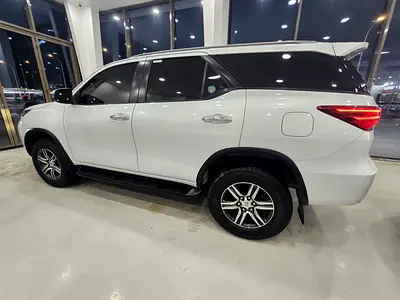 صورة 16 لـ 2023 Toyota FORTUNER