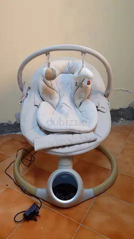 Mama's and papa Alto smart baby swing