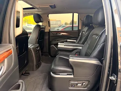 2016 Cadillac ESCALADE 照片 9