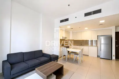 Boulevard View | Available 7 Oct | Great Condition