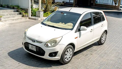 2015 FORD FIGO 照片 6