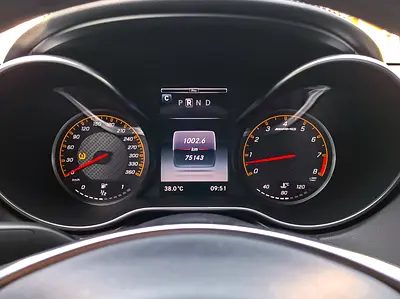 صورة 18 لـ 2015 Mercedes-BENZ AMG