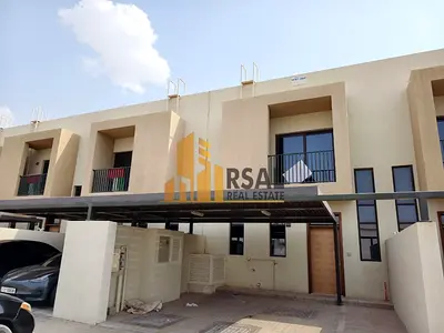 Spacious 3BHK Townhouse | with maid room // Ready to move