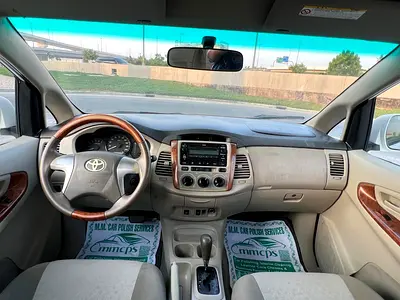 صورة 12 لـ 2015 Toyota INNOVA