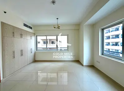Larger Layout> Chiller Free> Family Residence> Prime Location