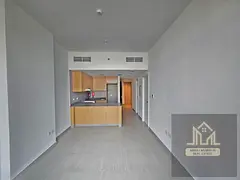 1BR | 2 Bathrooms | Balcony | 790 Sq. Ft. | 4 Cheques | RB2