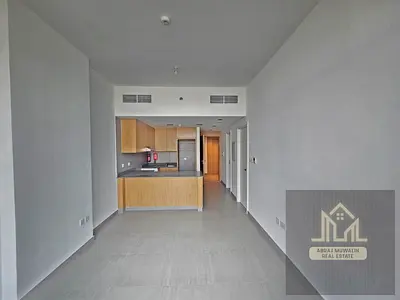 1BR | 2 Bathrooms | Balcony | 790 Sq. Ft. | 4 Cheques | RB2