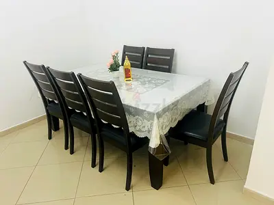 Quick Sale - Dining table with 6 chairs