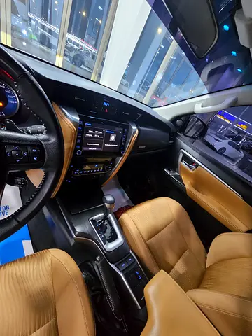 صورة 17 لـ 2023 Toyota FORTUNER