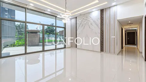Exclusive | Rare Terrace 3 Bed | + Maids