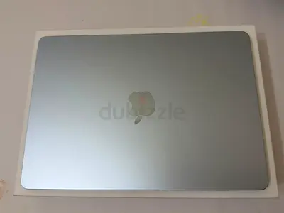 Macbook Air M4 13 inches UAE Version TDRA