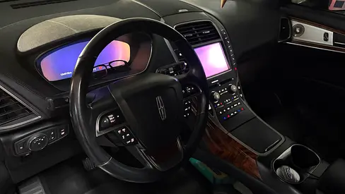 2019 Lincoln NAUTILUS photo 13