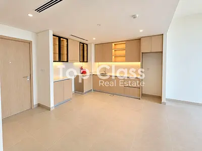 Modern 1BR | Spacious Living | Prime Location