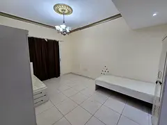 Executive Bedspace with only 4 persons in 1 BHK flat