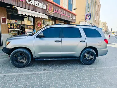 صورة 13 لـ 2017 Toyota SEQUOIA