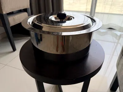 High Quality Stainless Steel Cooking Pot with Lid - Excellent Condition