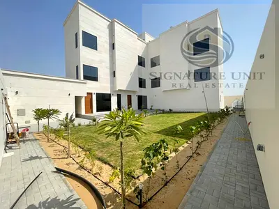 Spacious 7BR Luxury Villa with Garden &amp; Gym
