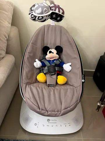 4moms MamaRoo Baby Swing / Bouncer in Beige