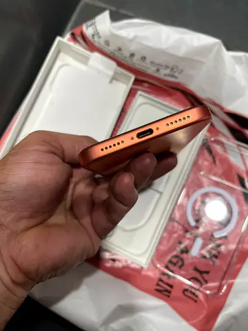 I phone 17 pro max 512 GB( PHYSICAL SIM )   10by10 condition orange colour