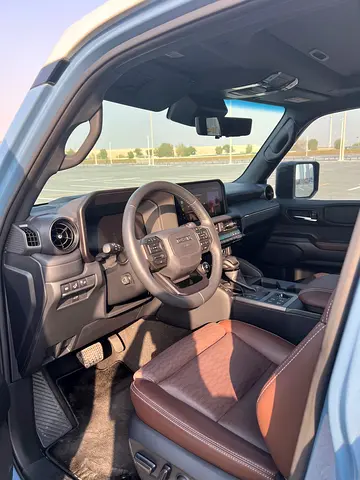2024 Toyota PRADO photo 6