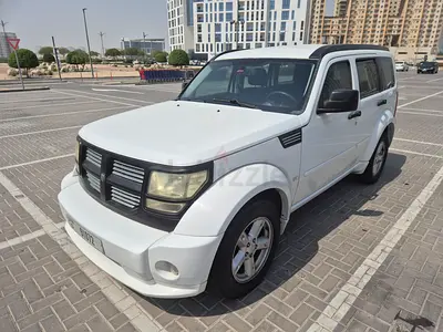 2011 SUV Dodge Nitro V6 3,7L SXT GCC Specs 4 Wheel Drive